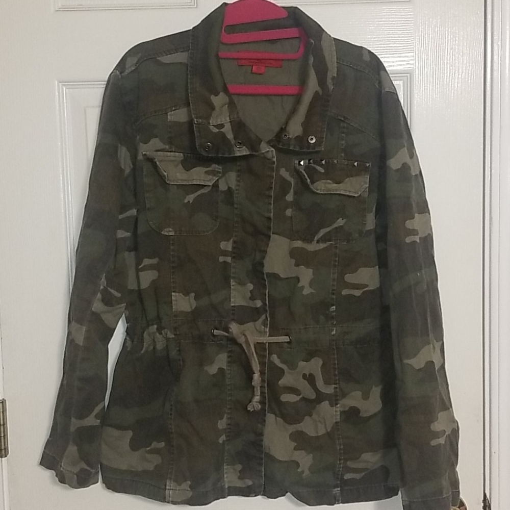 Camouflage womens jacket